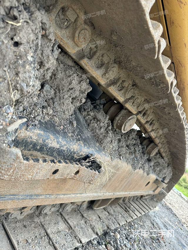 单侧履带整体（整机外观）