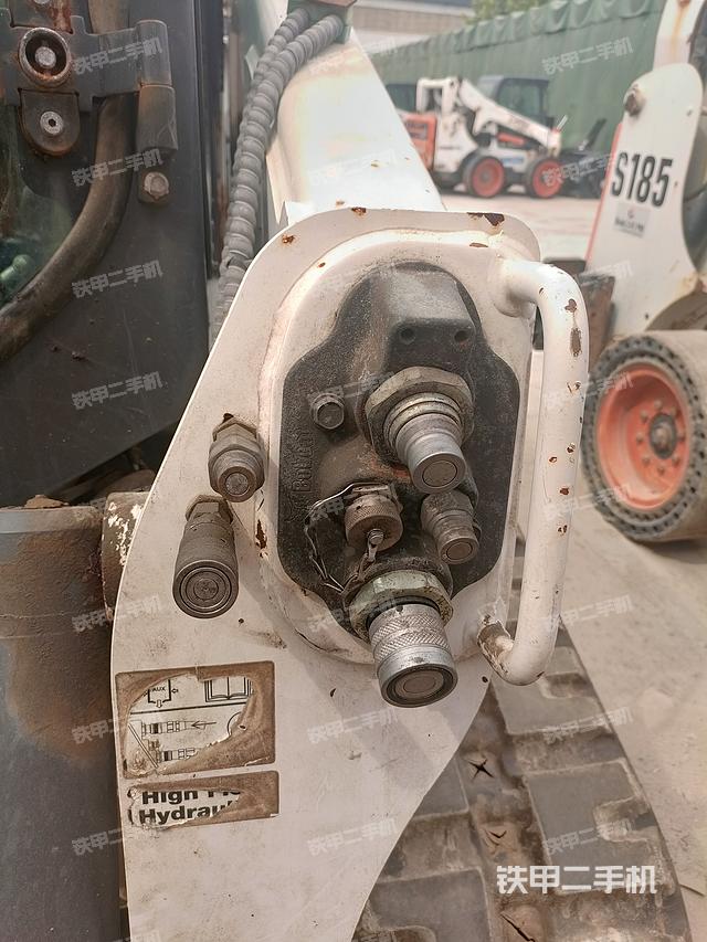 发动机（设备外观及核心部件）