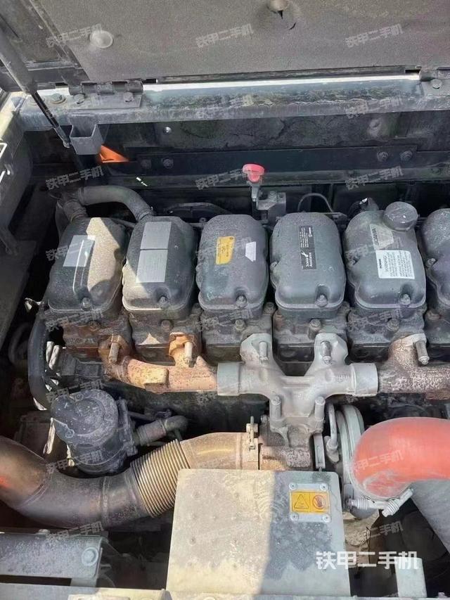 发动机整体俯视（整机外观）