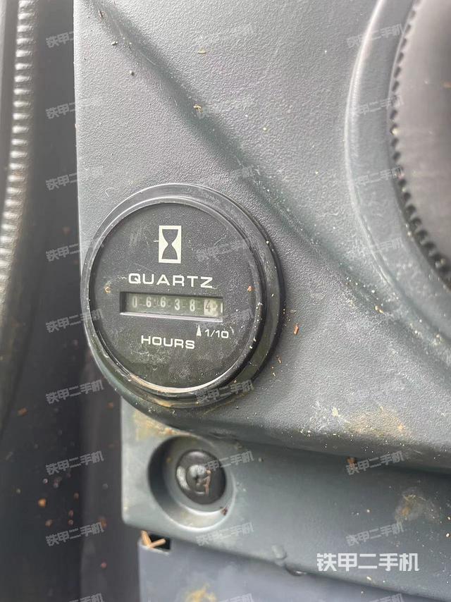 驾驶室整体（整机外观）