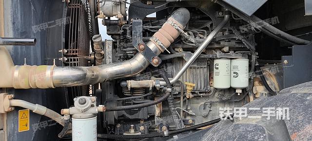 发动机右侧（整机外观及大件）