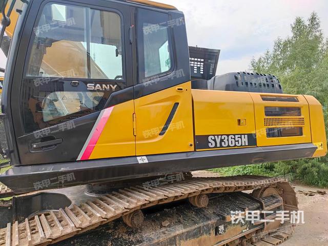 三一重工SY305H挖掘机