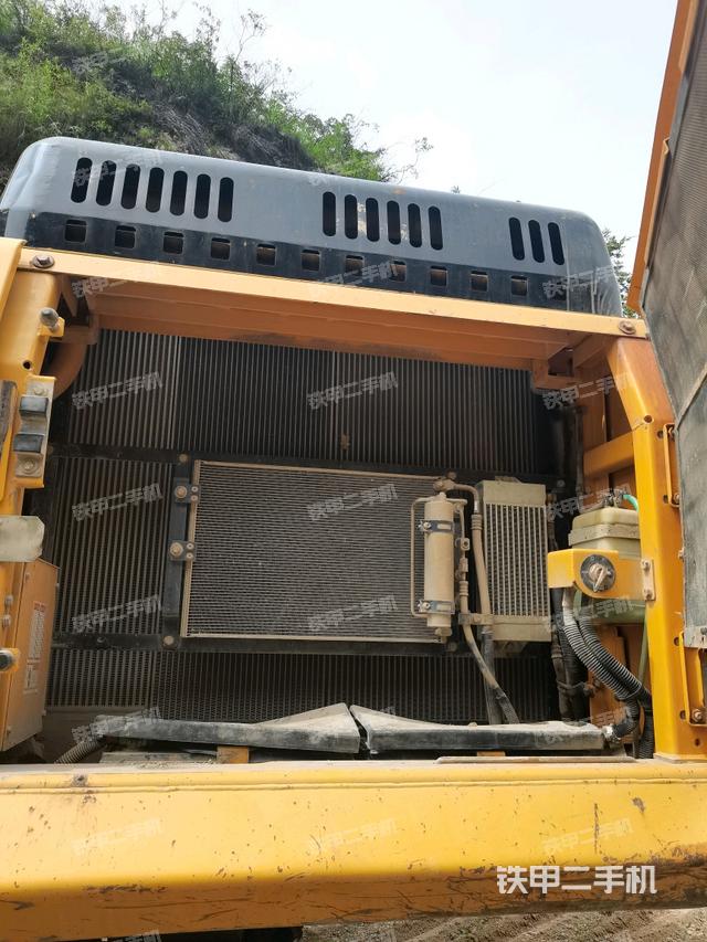 散熱器正面（大件艙室）