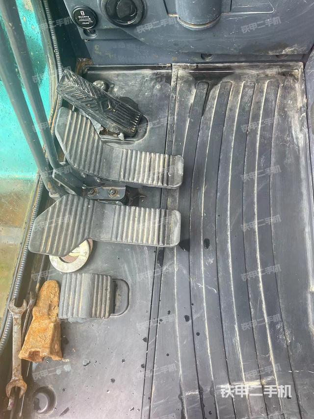 发动机整体俯视（整机外观）