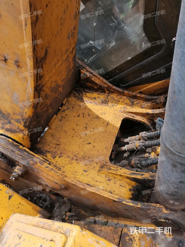 大臂根部?斜視（工作和回轉裝置）