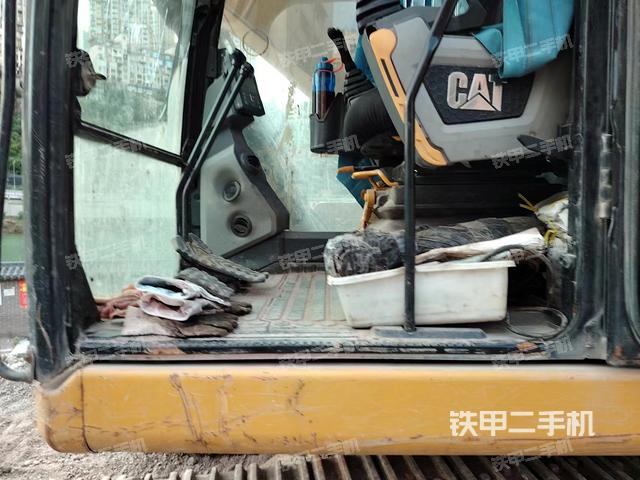 驾驶室整体（整机外观）