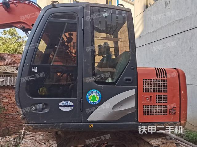 驾驶室整体（整机外观）