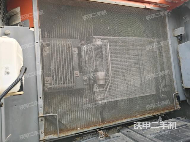 散熱器正面（大件艙室）