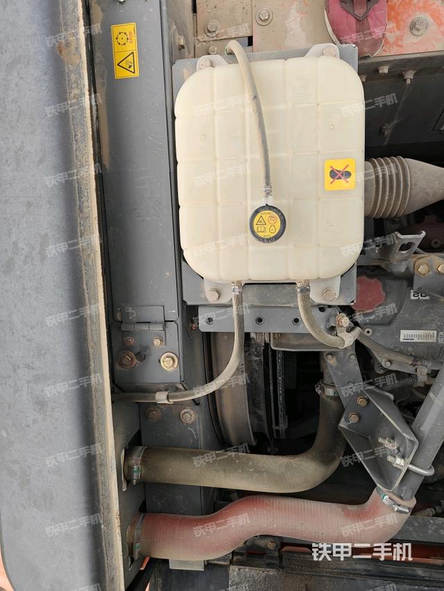 水箱+風(fēng)扇特寫（上車部件）