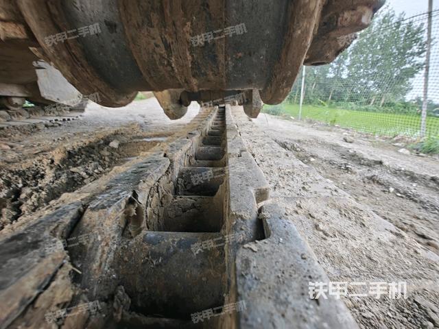 右導(dǎo)向輪（行走機(jī)構(gòu)）