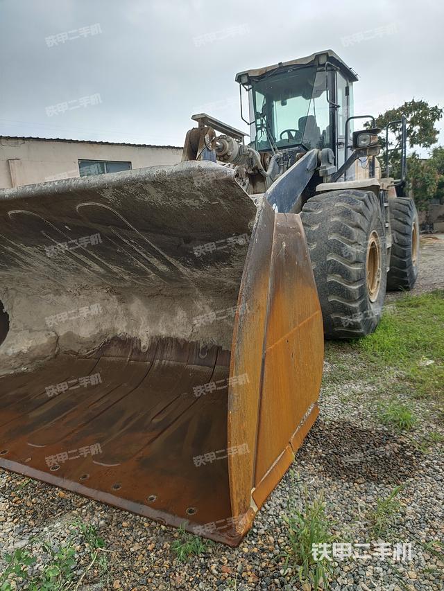 工作装置整体(整机外观及大件) 工作装置整体(整机外观及大件)