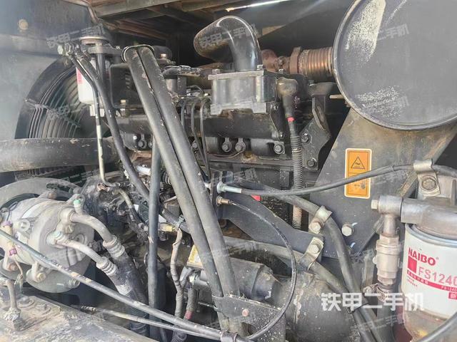 发动机整体俯视（整机外观）