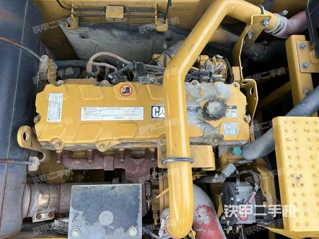 发动机整体俯视（整机外观）