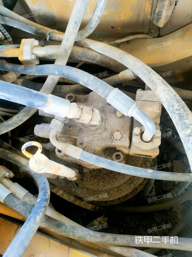 回轉(zhuǎn)馬達(dá)（上車(chē)部件）