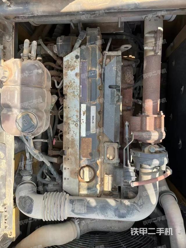 发动机整体俯视（整机外观）