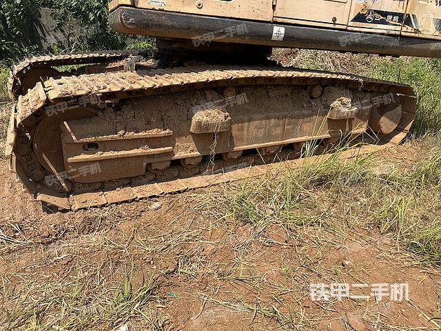 单侧履带整体（整机外观）