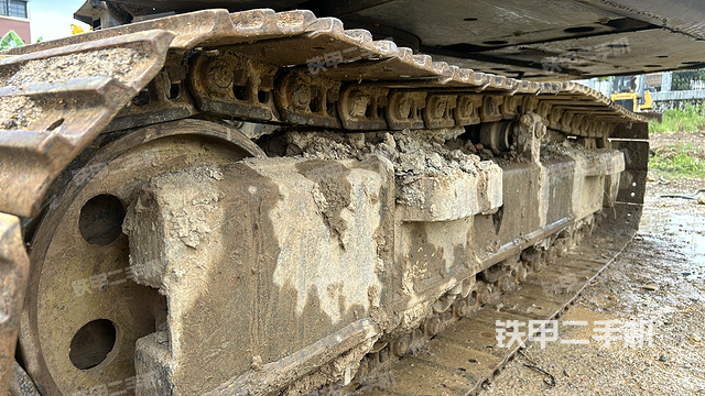 单侧履带整体（整机外观）