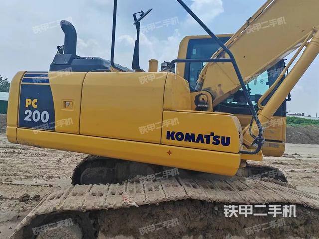 驾驶室整体（整机外观）