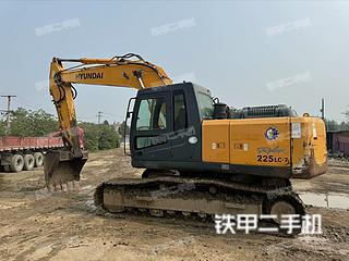 保定市出售 现代 R225LC-7 挖掘机