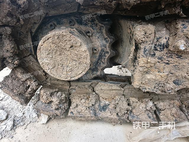 单侧履带整体（整机外观）