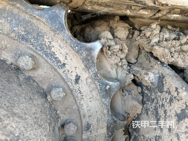 左托鏈輪和鏈筋(行走機構(gòu)) 左托鏈輪和鏈筋(行走機構(gòu))
