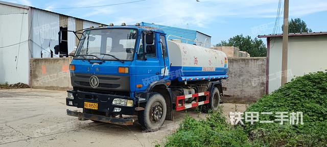 整机右侧（设备外观及核心部件）