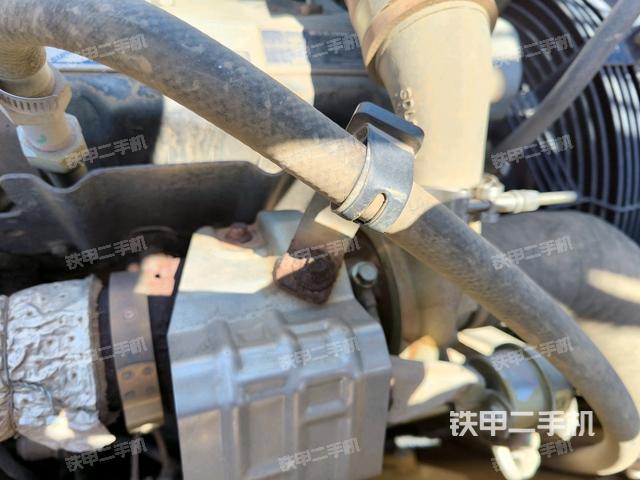 駕駛室頂部俯視(上車部件) 駕駛室頂部俯視(上車部件)