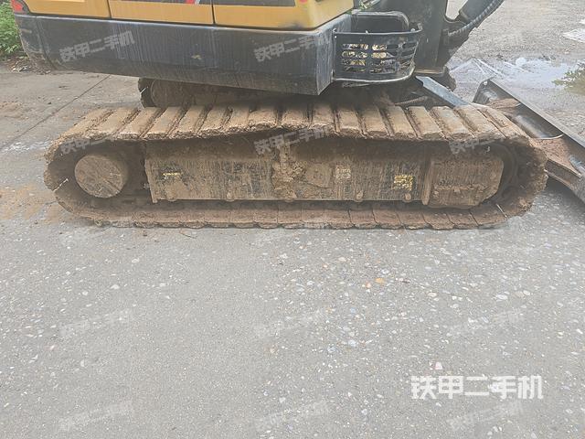 单侧履带整体（整机外观）