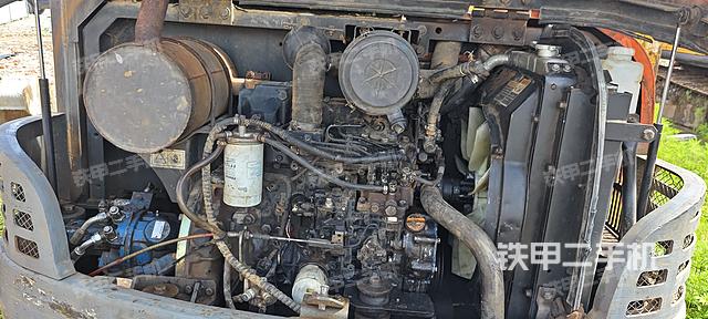 发动机整体俯视（整机外观）