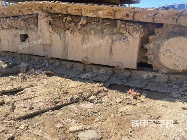 单侧履带整体（整机外观）