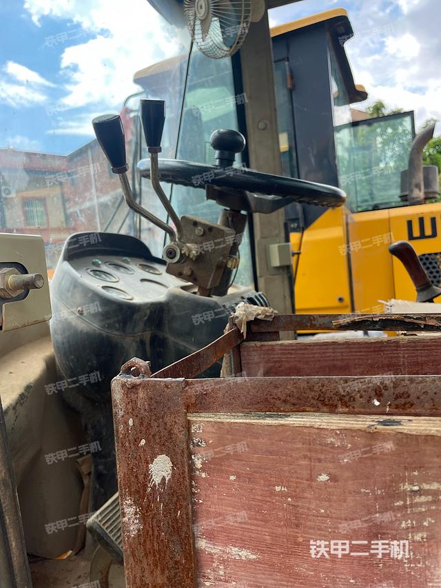 驾驶室工作台（整机外观及大件）