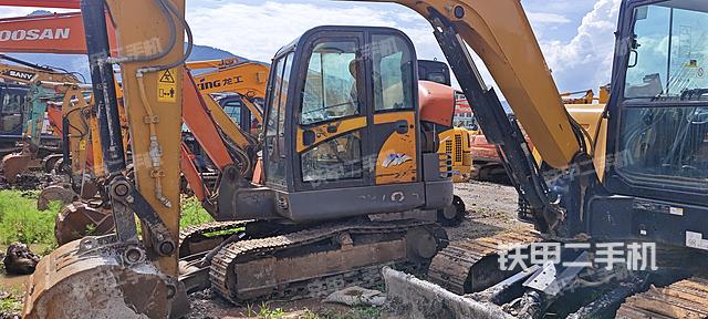 驾驶室整体（整机外观）