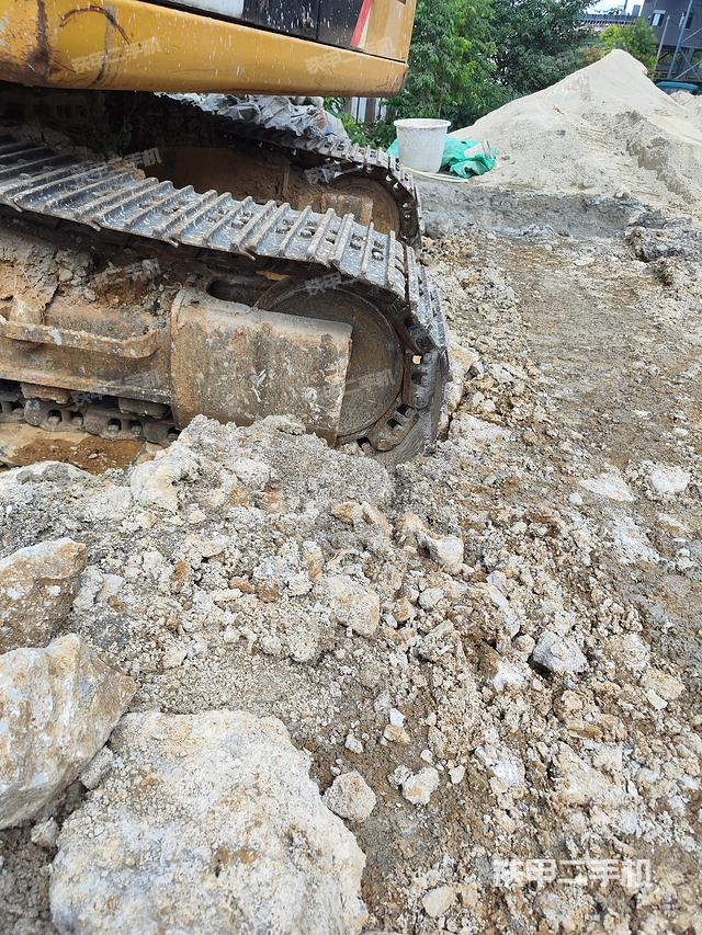 单侧履带整体（整机外观）