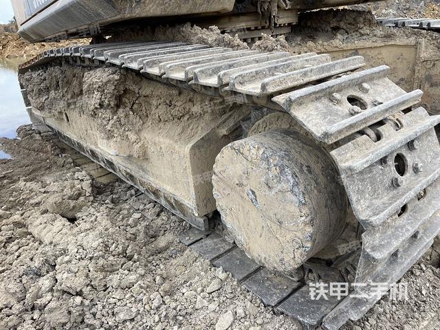 单侧履带整体（整机外观）