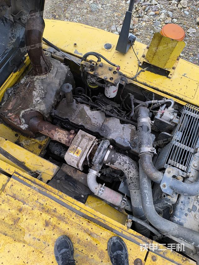 单侧履带整体（整机外观）