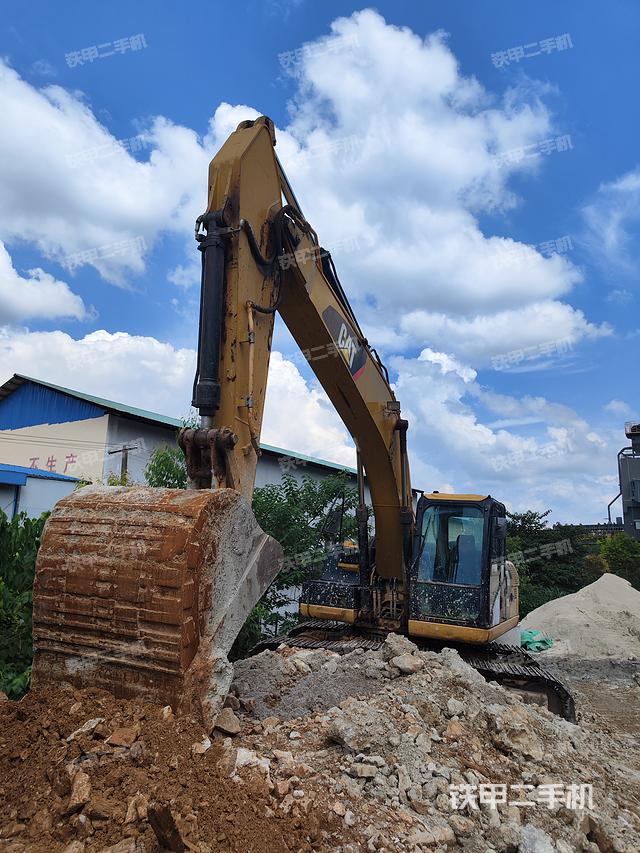 驾驶室整体（整机外观）