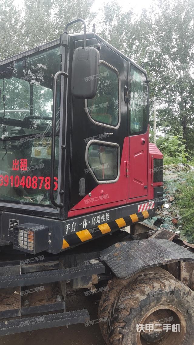 驾驶室顶部（整机外观）