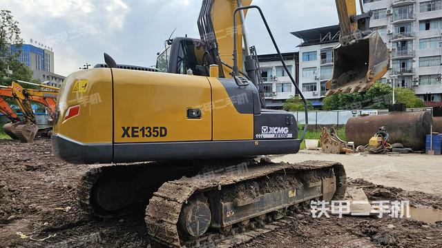 整机右后45°（整机外观）