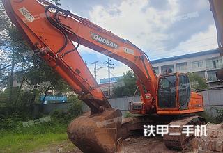 重庆市出售 斗山 DX260LC 挖掘机