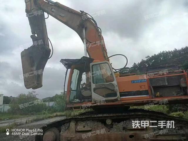 斗山DX500LC挖掘机