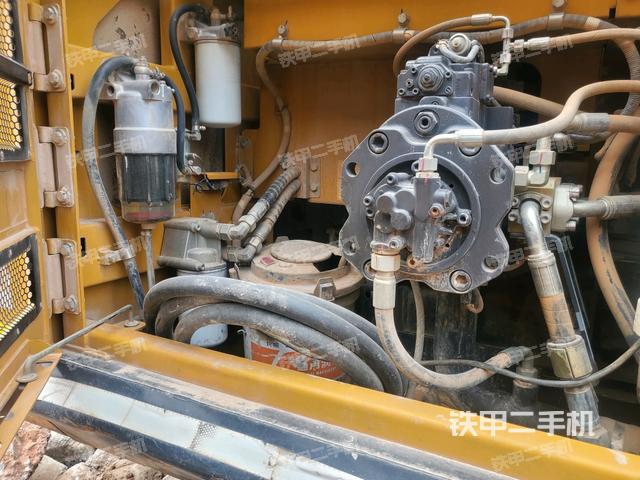 液压泵斜45 左（大件舱室）