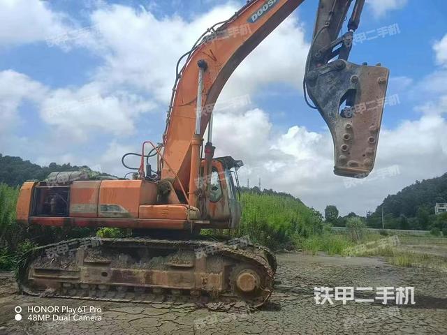 整机右后45°（整机外观）