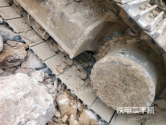 左侧行走马达盖板（行走机构）