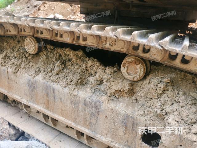 右侧履带整体（行走机构）