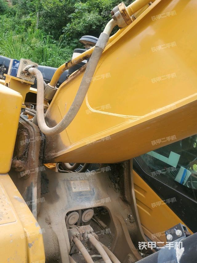 大臂根部 斜视（工作和回转装置）