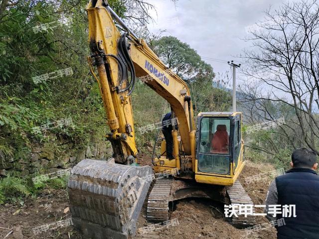 小松PC130-8M0挖掘机