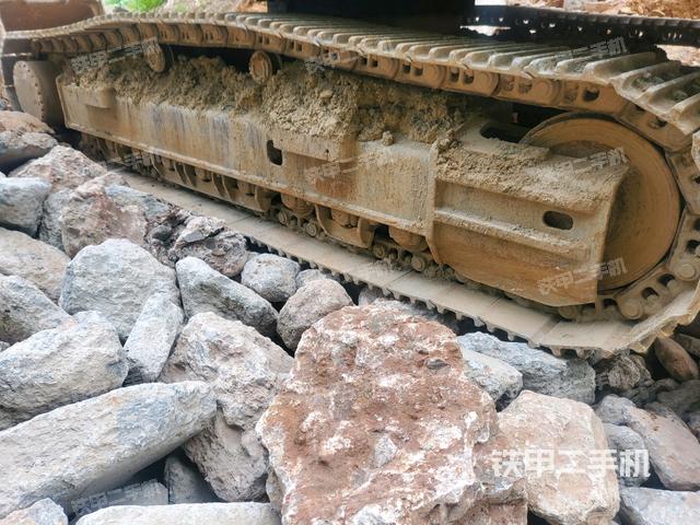 左侧履带整体 （行走机构）