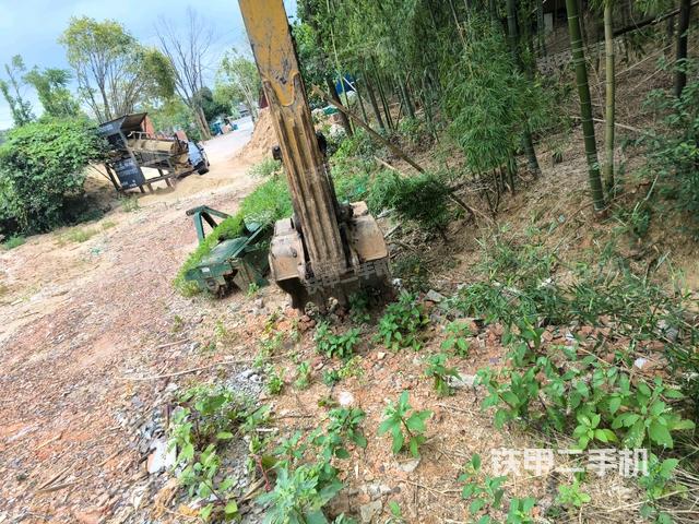 大臂根部?斜視（工作和回轉裝置）