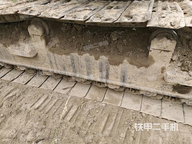 右側(cè)履帶整體（行走機(jī)構(gòu)）