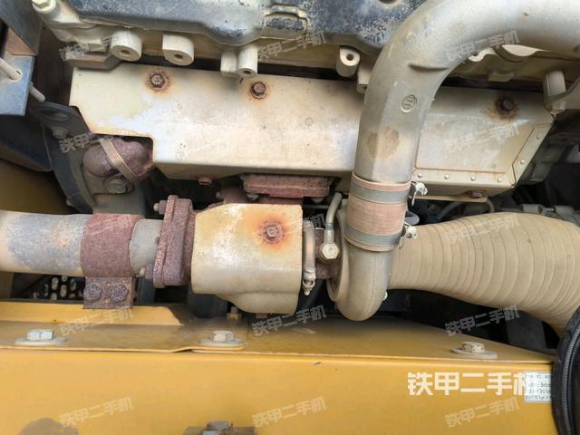 駕駛室頂部俯視（上車部件）